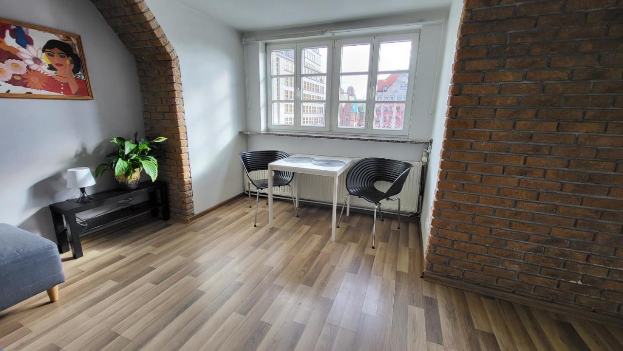 Prywatne Studio Dla 4 Osob Z Widokiem Na Rynek I Plac Solny! Вроцлав Екстер'єр фото